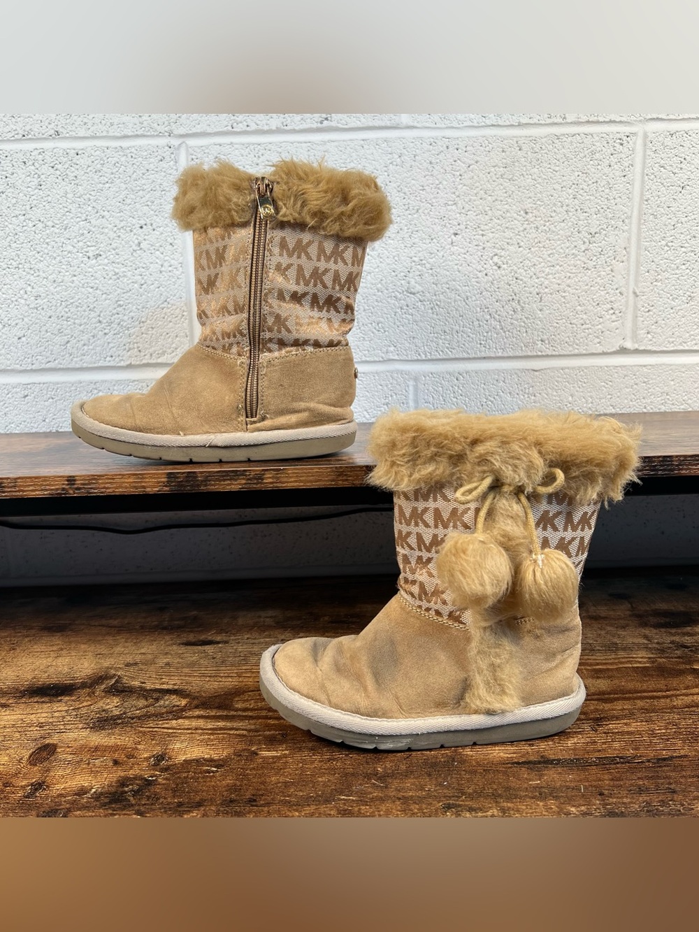 Michael Kors Boots Winter Logo Faux Fur Zip Side Tan Lil Lettie Toddler 12 - Picture 2 of 8